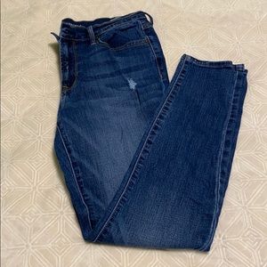 Old Navy Mid Rise Curvy Profile Skinny Jeans